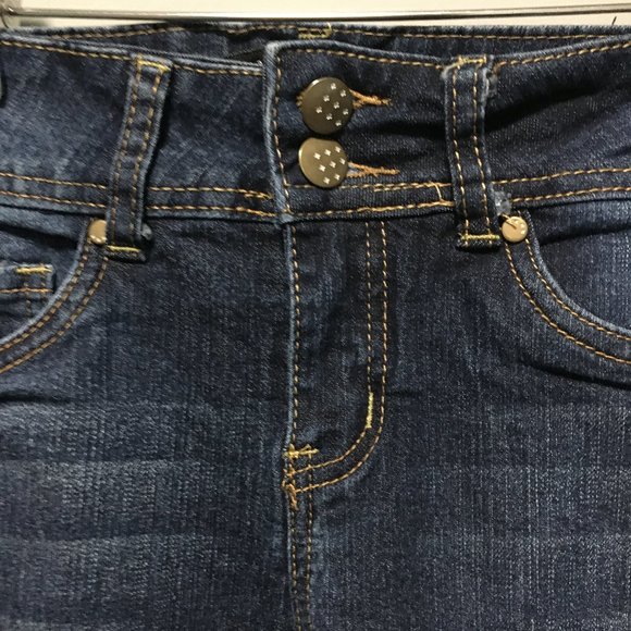 Capri Jeans NWOT - Picture 3 of 7